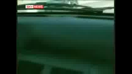 коне скачат кола