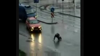 Малко Попийнал Мъж
