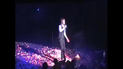 Nikos Oikonomopoulos - Fever (live)