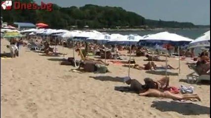 На плажа ми харесват жените ... и пясъка xd