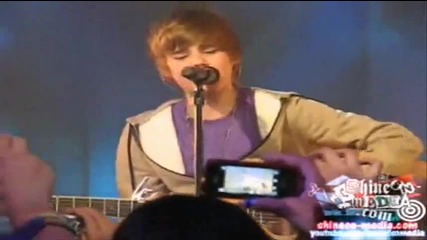 Justin Bieber пее страхотно..! (доказателство) 