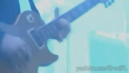 Kasabian - Shoot the Runner (live 2/17) 