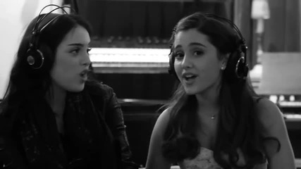 Elizabeth Gillies and Ariana Grande - Chestnuts Roasting On An Open Fire