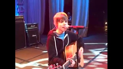 Justin Bieber singing So Sick [ live ]
