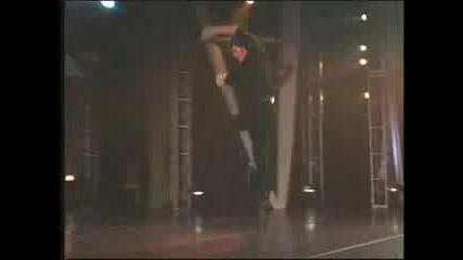 Танц - Travis Contemporary 2004
