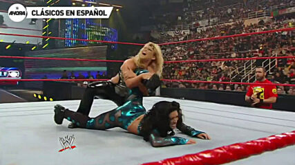Clásicos en Español: Melina vs Beth Phoenix – Campeonato Femenino de WWE: Royal Rumble 2009