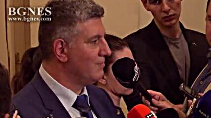 Цеков: Ремонтите на засегнатите от наводненията пътища започват още този месец