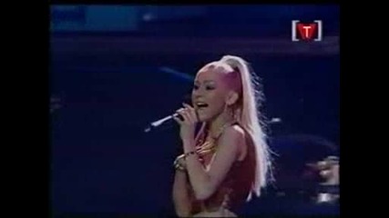 Christina Aguilera - Love For All Seasons Live
