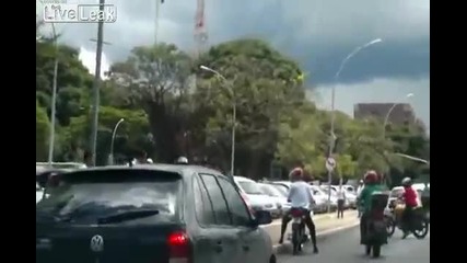 Ядосана жена умишлено прегазва моторист