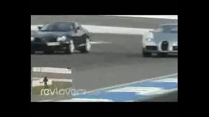 Bugati Veyron Vs Mclaren Slr