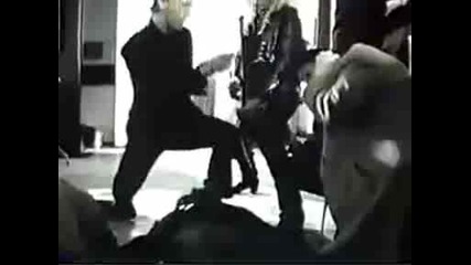 Judas Priest - Breaking The Law