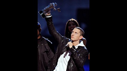 New * ! Eminem ft. Yelawolf & Gangsta Boo - Throw It Up