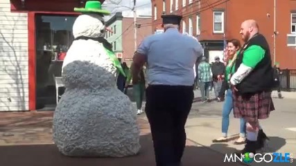 Плашене на пияни хора на St Patrick