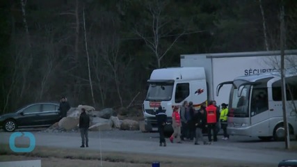 Germanwings Crash Victims' Grieving Families Arrive in French Village