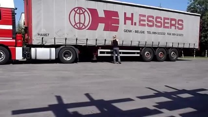 Ивона, товарене на камиона - част 1