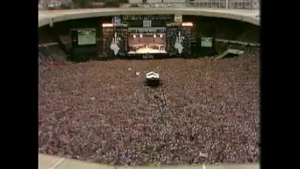 Queen Live Aid 1985 - We Will Rock You 