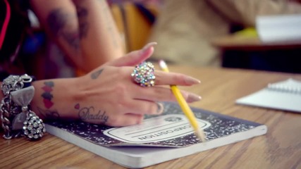 Cher Lloyd ft. Becky G - Oath # Официално видео #
