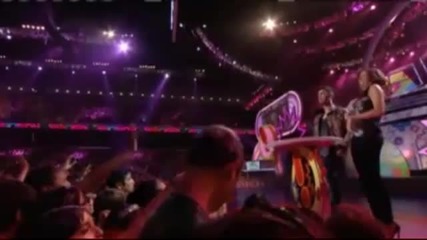 Joe Jonas и Sofia Vergara на наградите Kca 2011