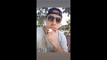 Vid_22250903_215951_944.mp4
