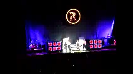Rihanna - Rehab (live)