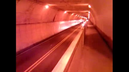 Kawasaki Balius, ungodly noise in tunnel. [www.keepvid.com]