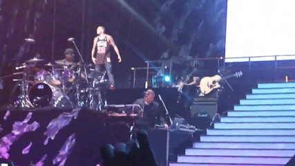 Chris Brown - Australia 2011 Oh My Love (live)
