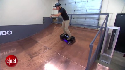 Невероятно ! Първият летящ скейтборд Hoverboard ще е на пазара през 2015 !
