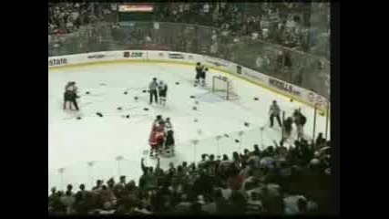 Unbelievable Hockey Fight 