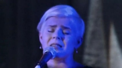 Robyn - Show Me Love (live From Scala 2007) 