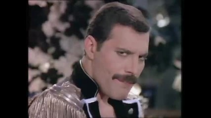 просто велика! Freddie Mercury - Living on My Own