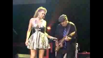 Fergie Live Verizon Tour