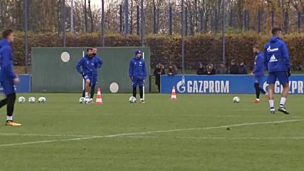 Шалке 04 се готви за дербито на Рур