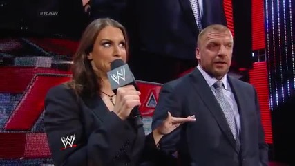 Stephanie Mcmahon иска Daniel Bryan да се извини - Wwe Raw 10/3/14