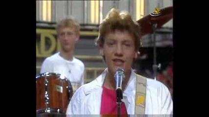 The Shorts - Comment Ca Va (hitparade 1983) 