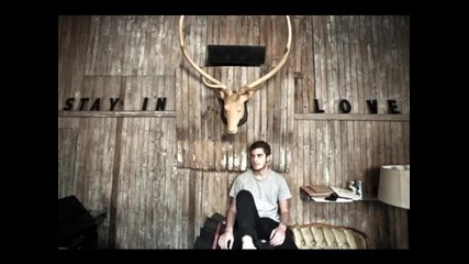 Nicolas Jaar - Stay In Love