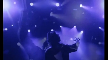 Супер забавна песeн ! K’naan Feat. David Guetta & Will.i.am - Wavin’ Flag ( Високо Качество ) Vbox7 
