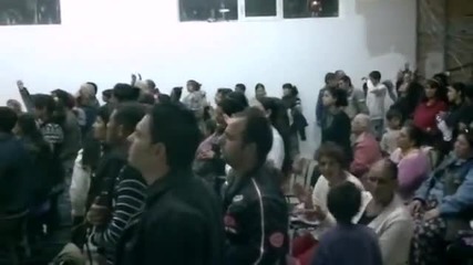 Поклонение - гр. Kазанлък с Пастор Димитър Банев