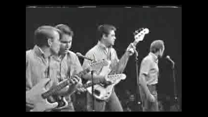 The Beach Boys - Little Deuce Coupe.