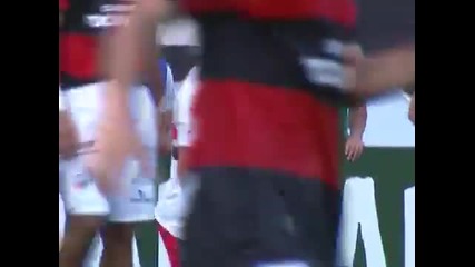 Играчите на Сао Пауло удрят четири греди за три секунди (видео)