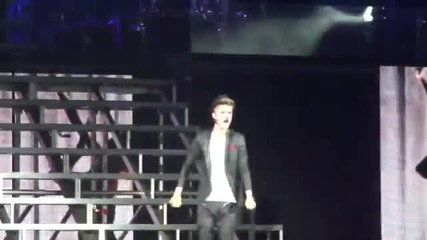 Justin Bieber - Pittsburgh Believe Tour 2012 - She Dont Like the Lights
