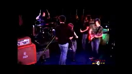 Paramore Recorded Live At Fearless Music, Nyc 2005 ;; Here We Go Again