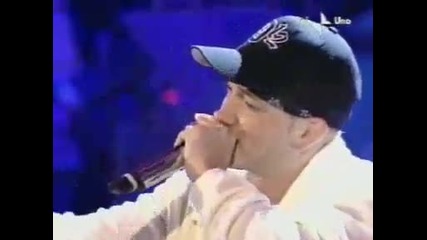 Eminem - I'm back, purple hills & the real slim shady (live)