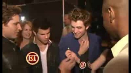 Twilight cast backstage Mtv awards
