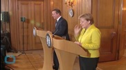 Merkel Says EU May Need to Consider Treaty Change to Keep UK