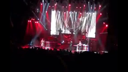 Maroon 5 - Harder To Breathe [live]