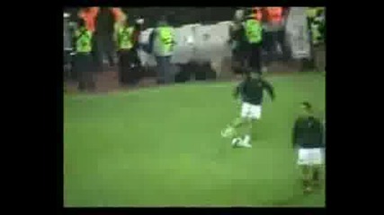 Youtube - Cristiano Ronaldo Freestyler 2007.avi