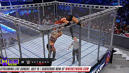 Alexa Bliss vs. Becky Lynch - SmackDown Women's Title Steel Cage Match: SmackDown LIVE, January 17, 2017 (Full Match)