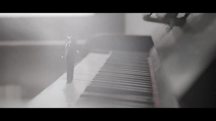 Laura Pausini ~ Dove resto solo io 2013 (videoclip)