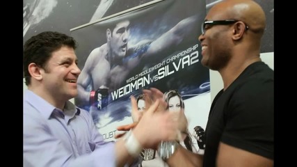 Ufc Anderson Silva практикува Винг Чун Кунг Фу с Dan The Wolfman ! Чи Сао (лепкави Ръце)