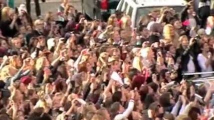 One Direction се срещат с фенове в Стокхолм, Швеция